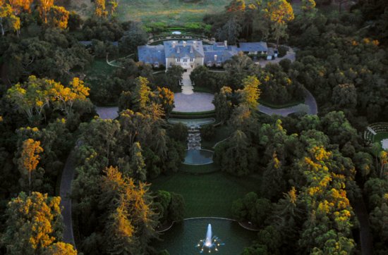 1856 Oprah's Fountain