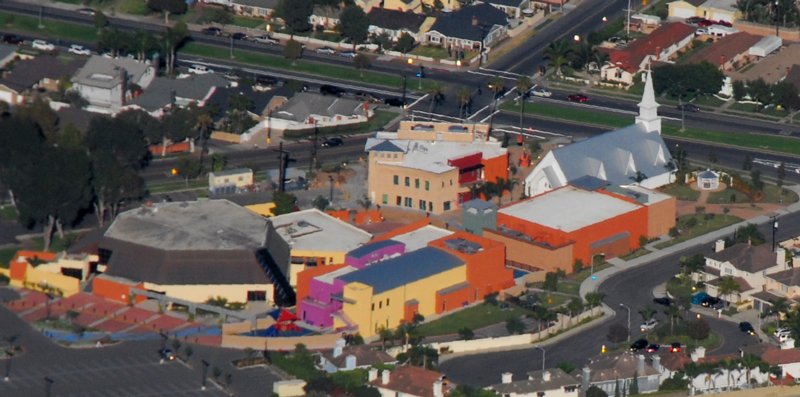 2399 Colorful Corner