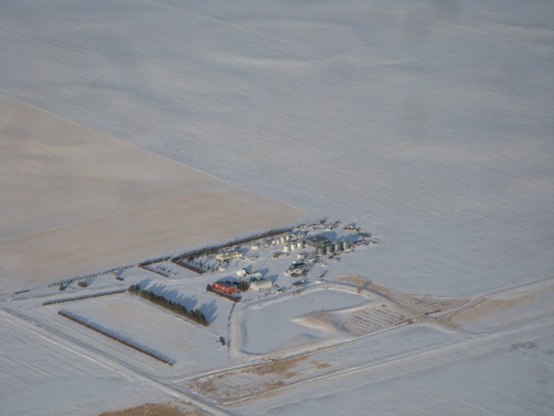 1364 Red farmhouse on white