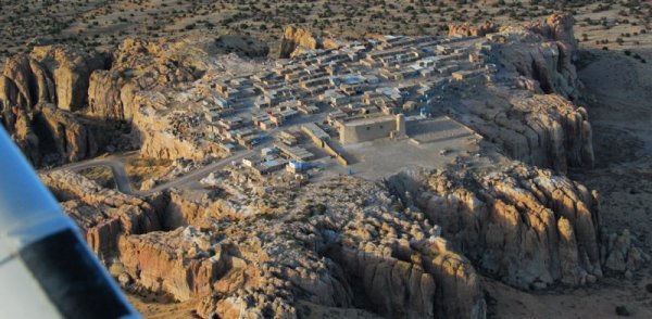 6980 Acoma Pueblo