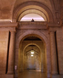 9303 NY Library Hall