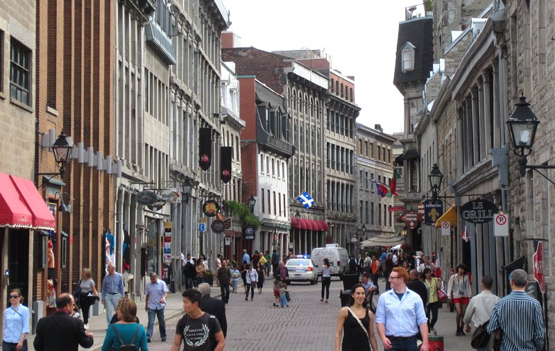 0528 Strolling Streets