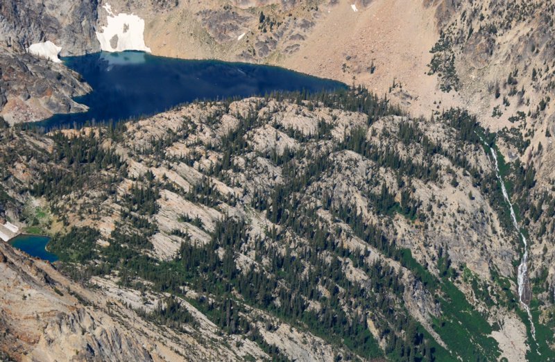 4037 Peaceful Blue Lake