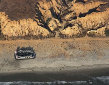 6682 USMC Hovercraft