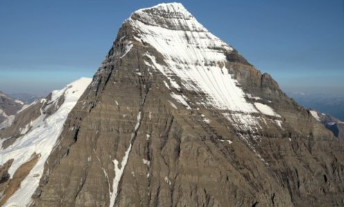 2424 Mt. Robson Side