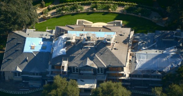 1163 Oprah's Cottage