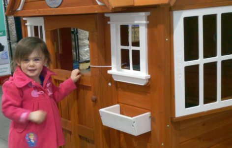 04_277 Playhouse Delight