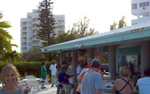 34_704 Coral Beach Bar