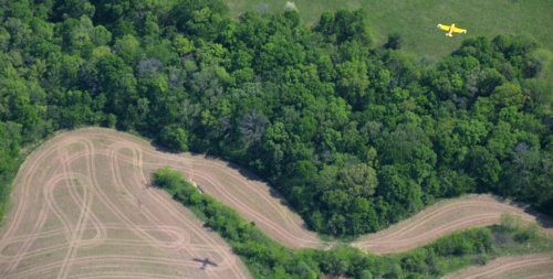 5652 Eluding A Shadow