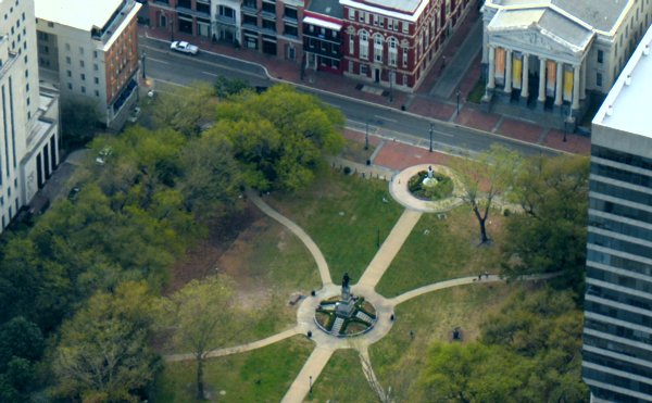 0260 Lafayette Square