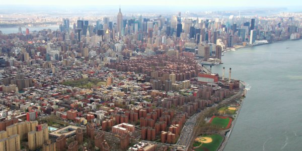 3197 Stately Gathering