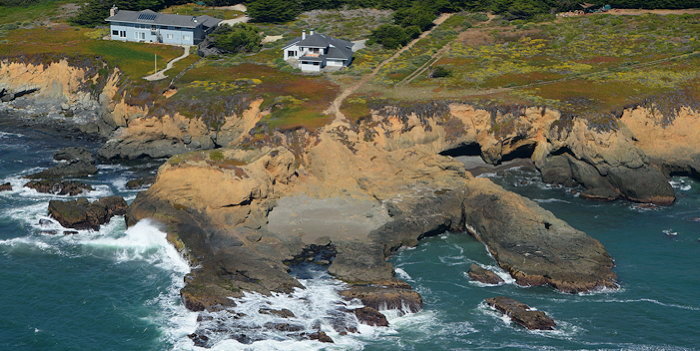 4931 Windows On The Sea