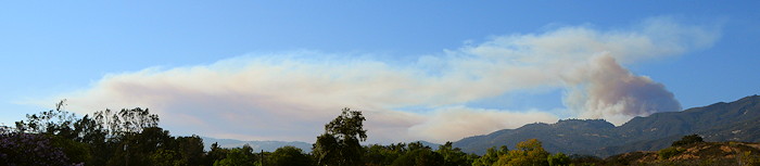1380 Rey Fire Plume