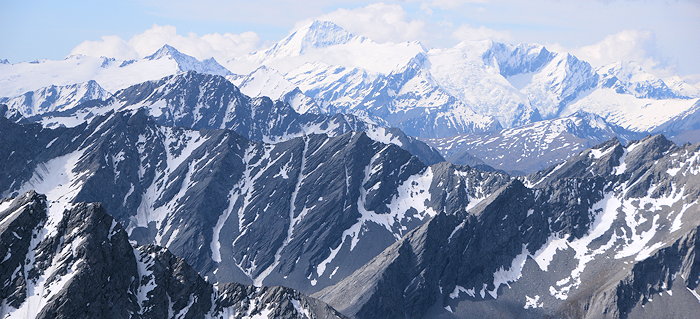 2442 Peaks Aplenty 3