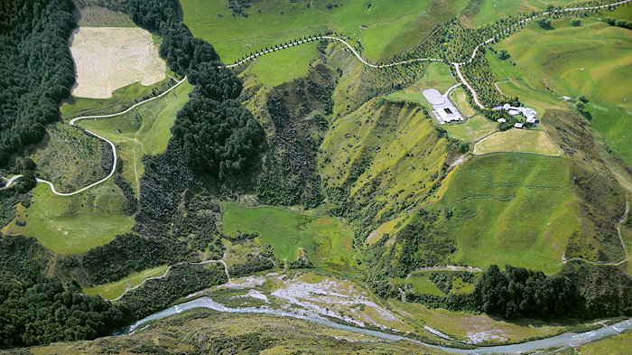 2545 Down Into Green