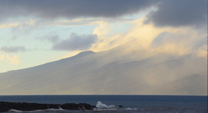 3014 Mist & Mountain