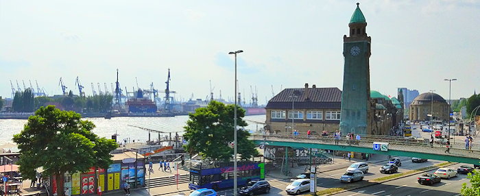 152657 Hamburg Harbor
